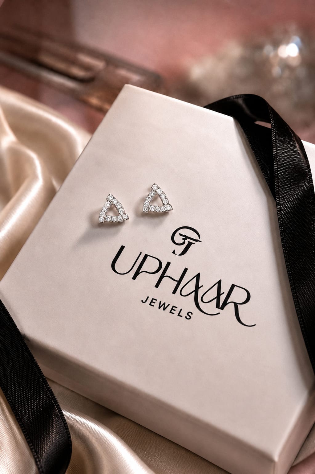 Fancy Triangle 925 Studs
