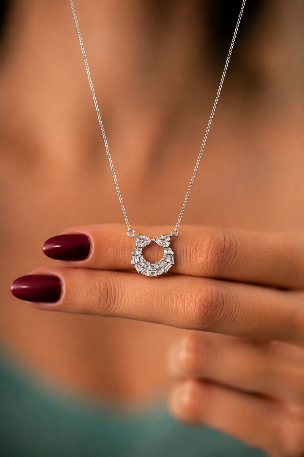 Elysian Circular Pendant with Chain 925 Silver